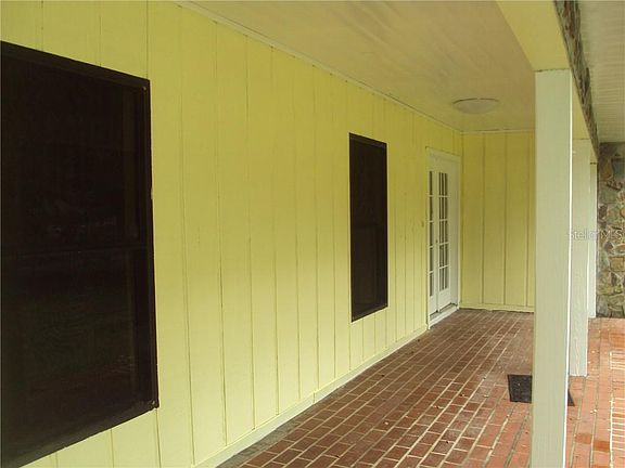 5th image of 302 E Spencer St