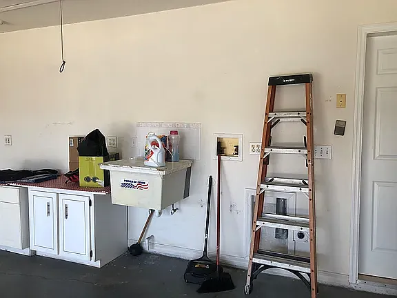 2 car garage