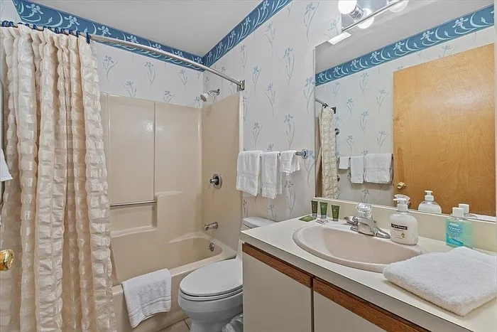 110 Mountainside Dr #110 — Photo 5
