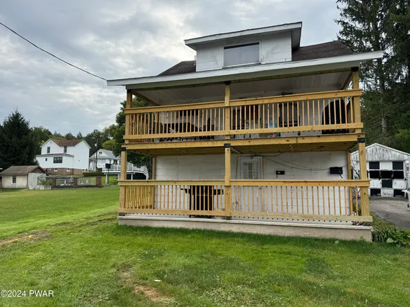 113 Delaware St, Simpson, PA 18407