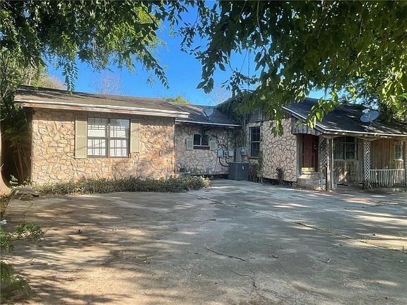 4th image of 4317 Leonard Dr
