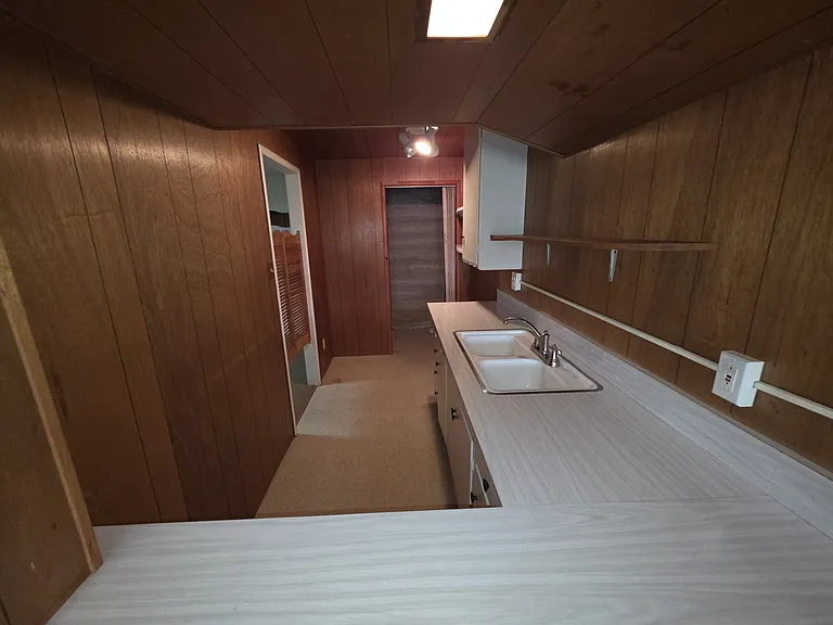 1744 Wesley Ave — Photo 38