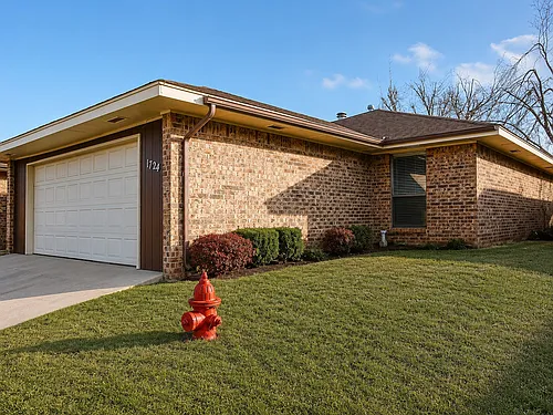1724 Lionsgate Cir Photo 1 1724 Lionsgate Cir Photo 1