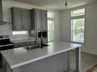337 Walter Ave, Frostproof, FL 33843