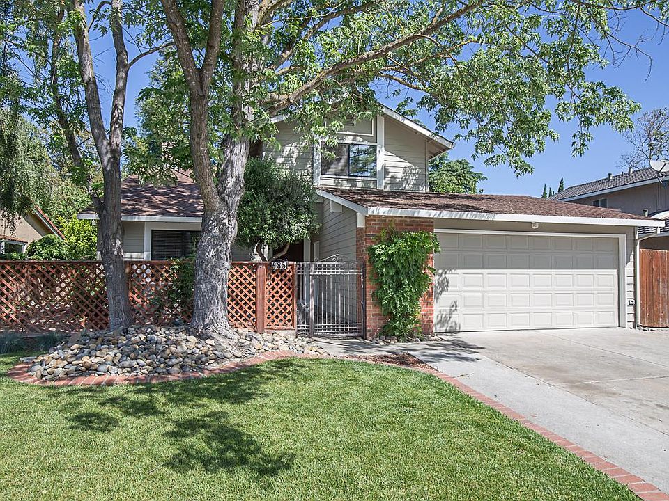 1st image of 485 Diana Ave