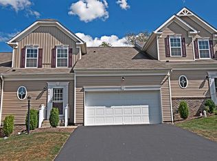 244 Cherry Bark Dr, Natrona Heights, PA 15065