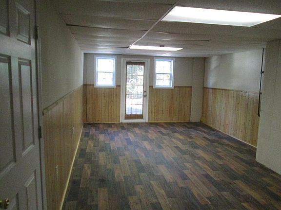 4th image of 53 Westminster Dr