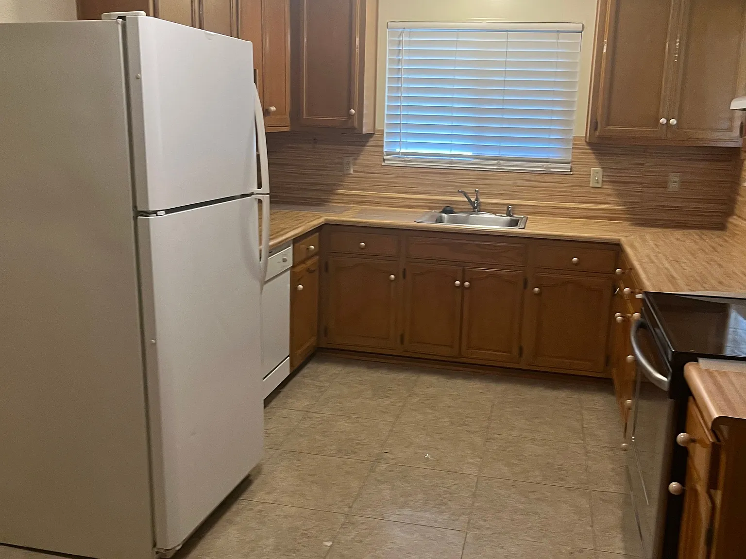 Appian Terrace Apartments — Photo 2