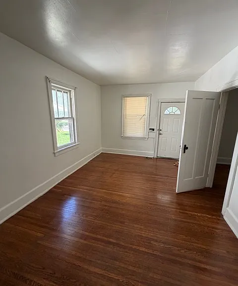8416 Midland Blvd — Photo 2
