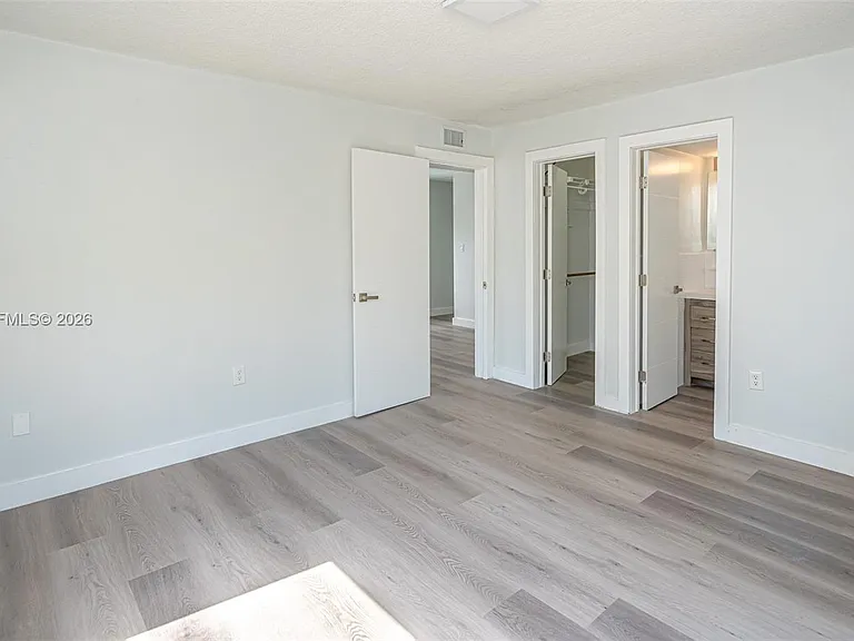 810 Salzedo St #10 — Photo 9