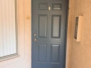 1025 La Terraza Cir UNIT 307, Corona, CA 92879