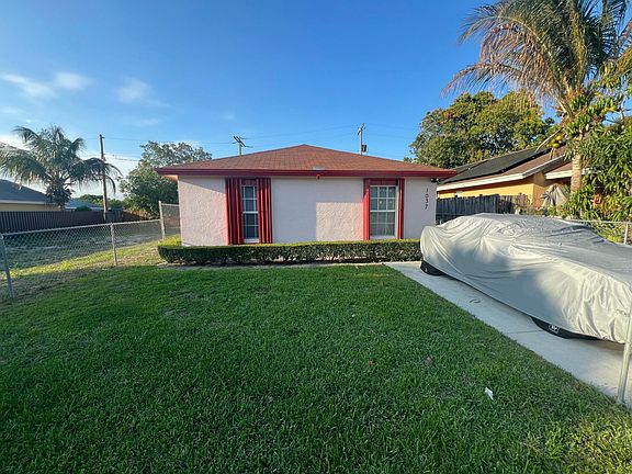 2nd image of 1037 17th Street
