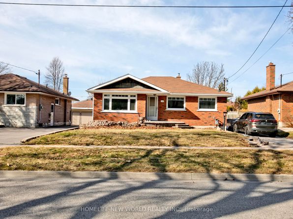 152 Eastmount St, Oshawa, ON L1G 6K6