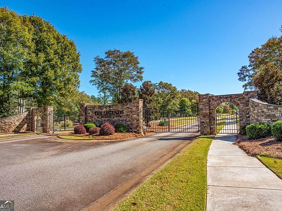 4th image of 1682 River Bank Ln