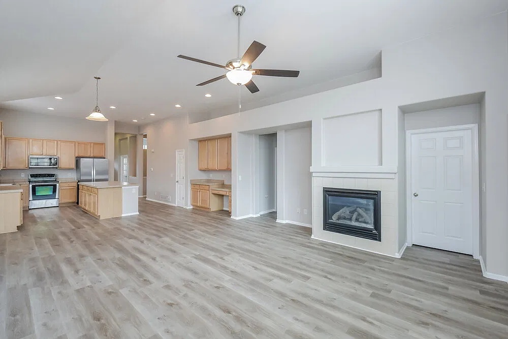 3 bed, 2.0 bath, 2109 sqft, $2,845 — Photo 4