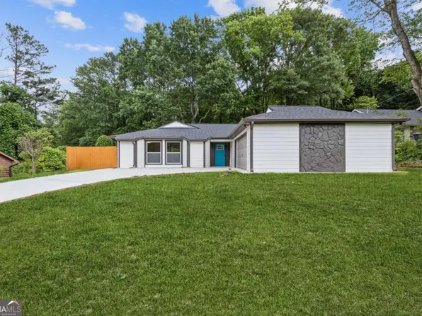 1272 Sherwood Dr, Norcross, GA 30093