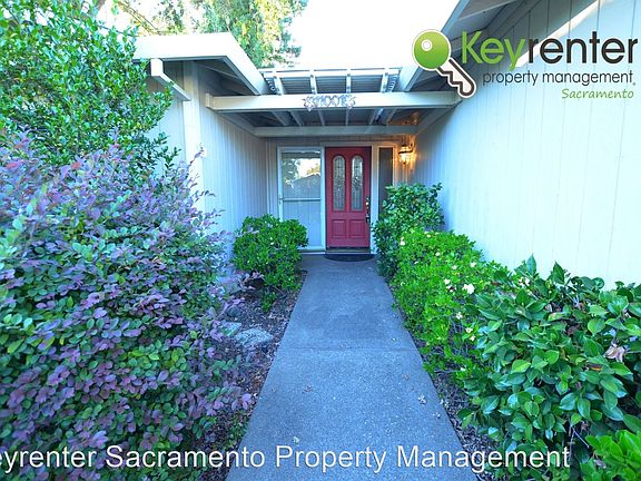 2nd image of 11001 Cypresswood Way
