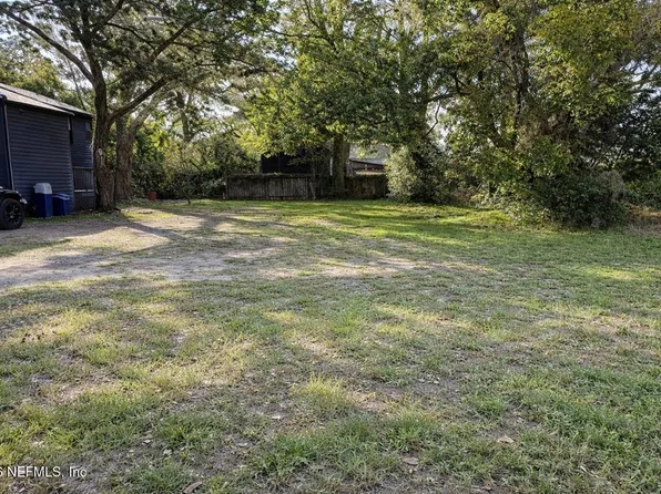 111 S 8th St, Fernandina Beach, FL 32034