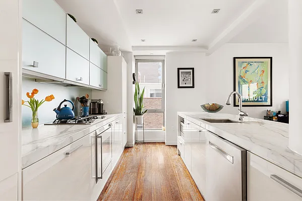 Rented by Compass | media 14