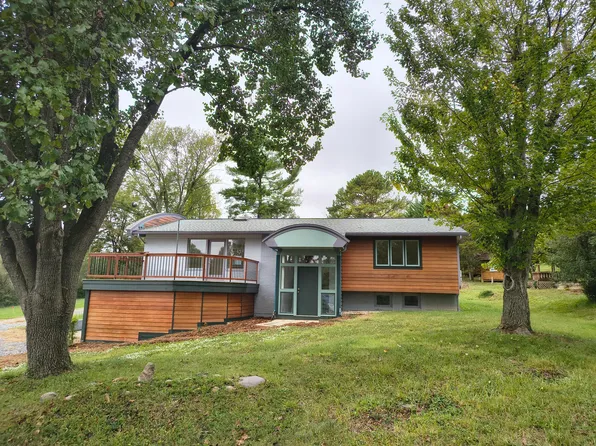 505 Pickett St, Lexington, VA 24450