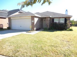 5905 English Manor Rd, Denton, TX 76210