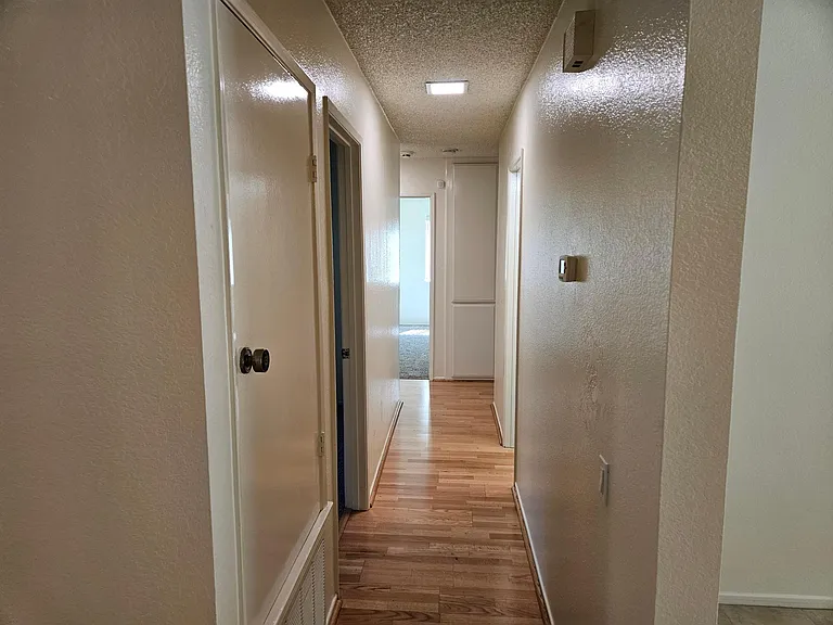 hall to sleeoing areas