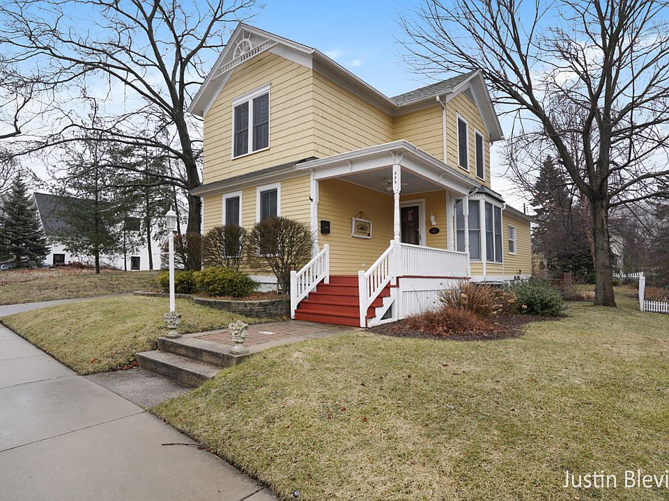 1st image of 532 Slayton Ave