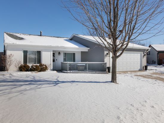 19953 S Graceland Ln, Frankfort, IL 60423