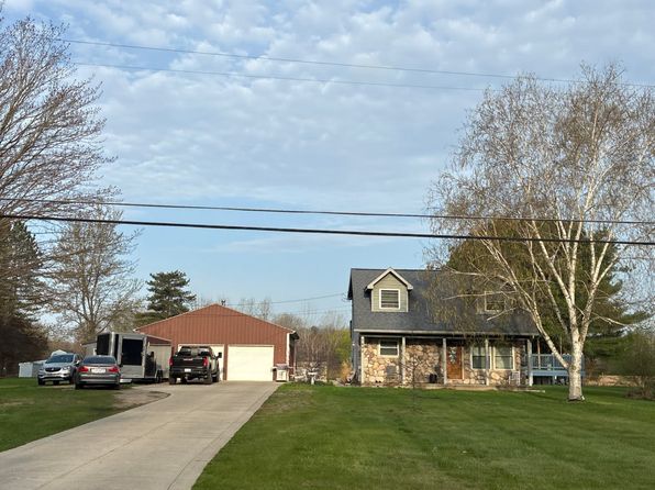 7690 Bell Rd, Birch Run, MI 48415
