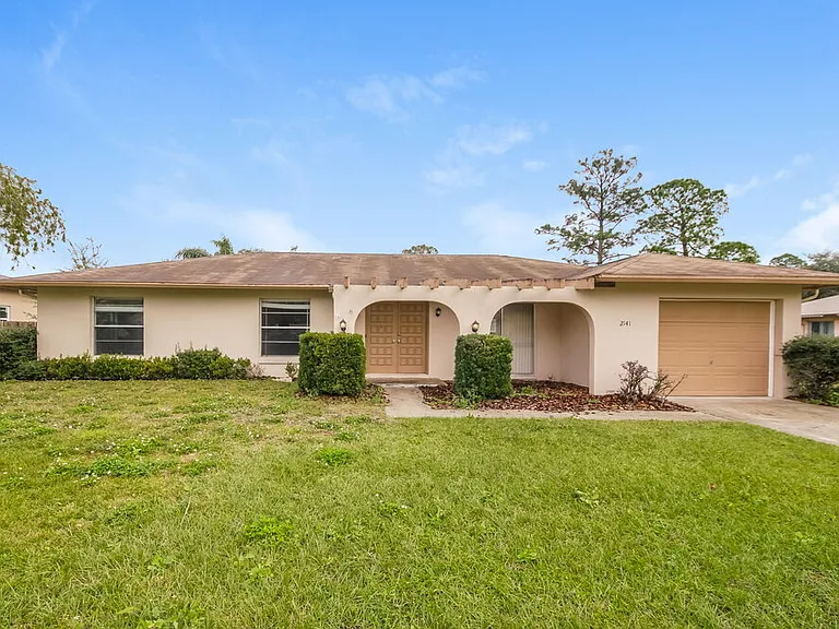 2141 Kendall Ct — Photo 1