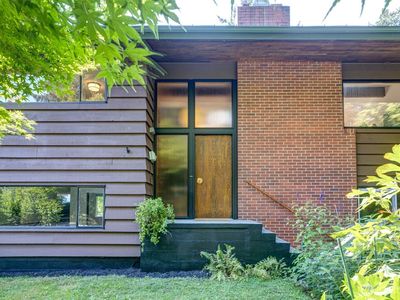 20625 4th Avenue SW, Normandy Park, WA, 98166