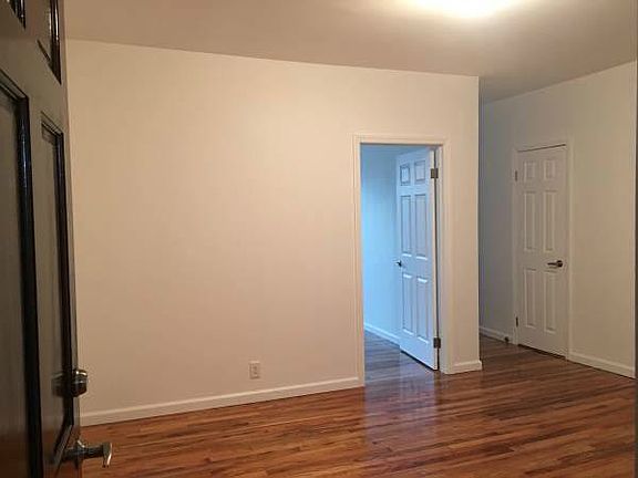 5th image of 5928 Catalpa Ave #1
