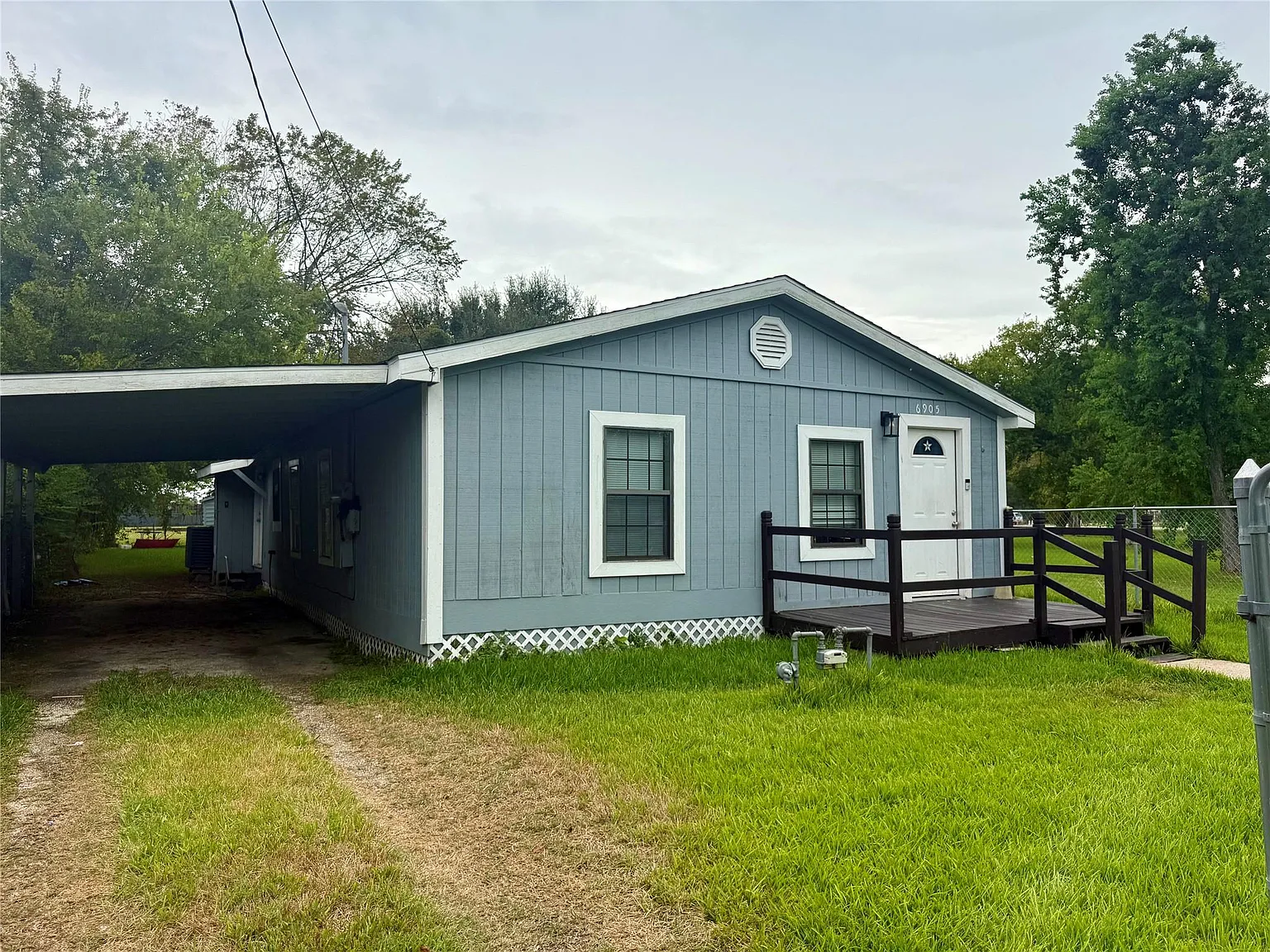 4 bed, 2.0 bath, 1464 sqft, $1,650 — Photo 2