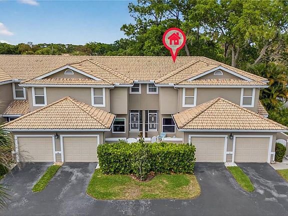 2nd image of 290 Emerald Bay CIR #L7