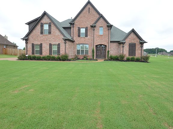 3rd image of 5036 Scoresby Ln