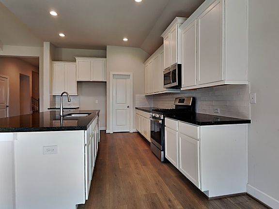5th image of 13213 Lago Acero Ln