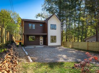 119 N Bear Creek Rd, Asheville, NC 28806