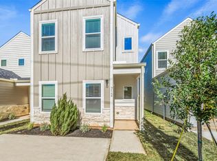 712 W Dallas St, Conroe, TX 77301