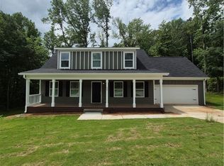 554 Lena Dr, Hoschton, GA 30548