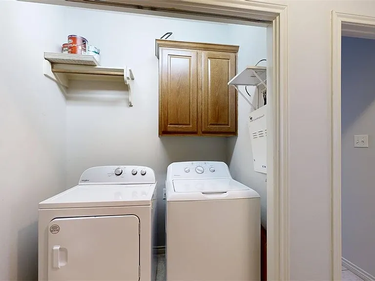 332 Forest Dr — Photo 38