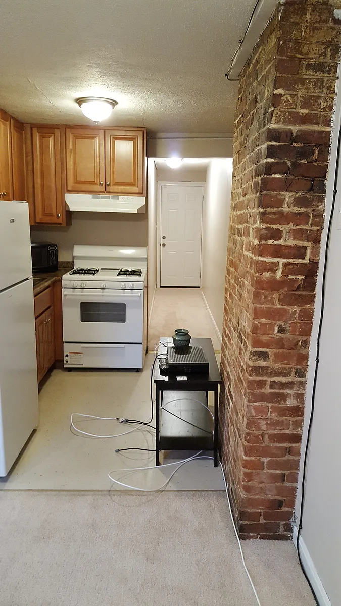 Building Photo - 27 Hurd St #4
