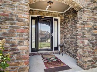 828 Foxfire Trl, Vandalia, OH 45377
