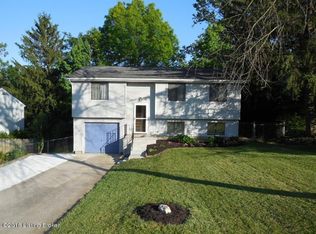 7425 W Orchard Grass Blvd, Crestwood, KY 40014