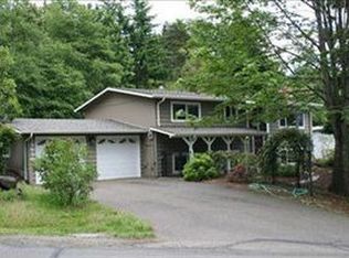 13630 17th Ave SW, Burien, WA 98166