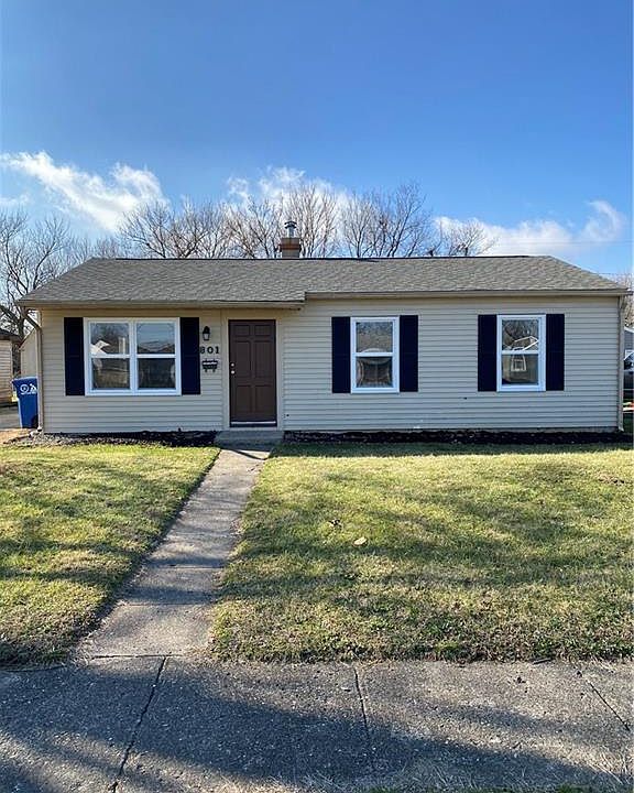 1st image of 801 Eberhart Dr