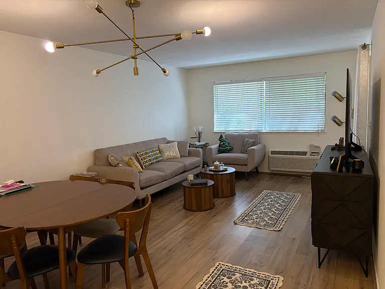 980 Kiely Blvd #121 — Photo 2