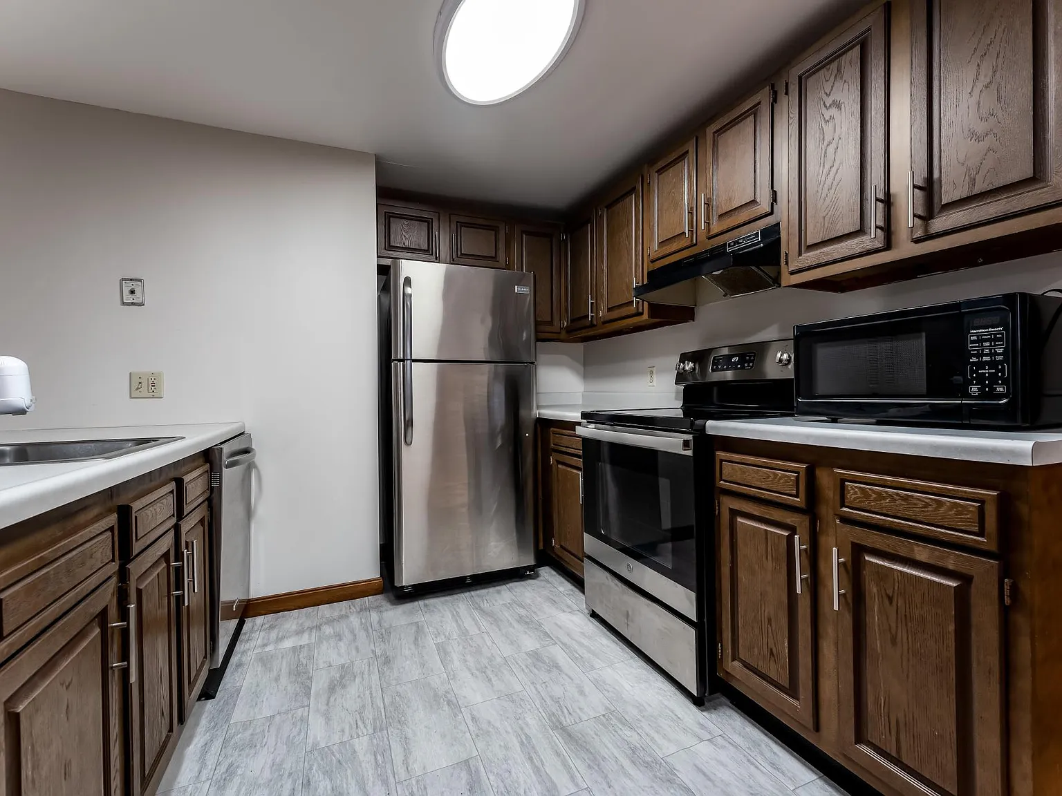 32 Patterson St — Photo 3