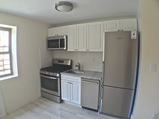 Rented by Newcastle Realty Services | media 7