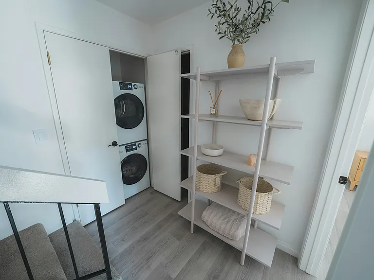 1031 Miramonte Dr #2 — Photo 15