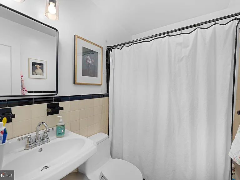 2929 Stuart Dr — Photo 13